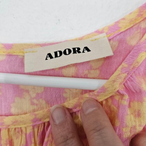 Adora Pink Yellow Ruffle Sleeveless Floral Top Blouse Size Medium Keyhole Back - Picture 5 of 6